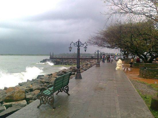 Fort Kochi holiday packages.